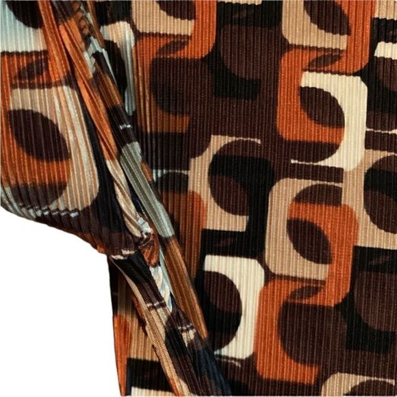 Dress Barn retro style long sleeve tunis. Size small - Picture 10 of 14